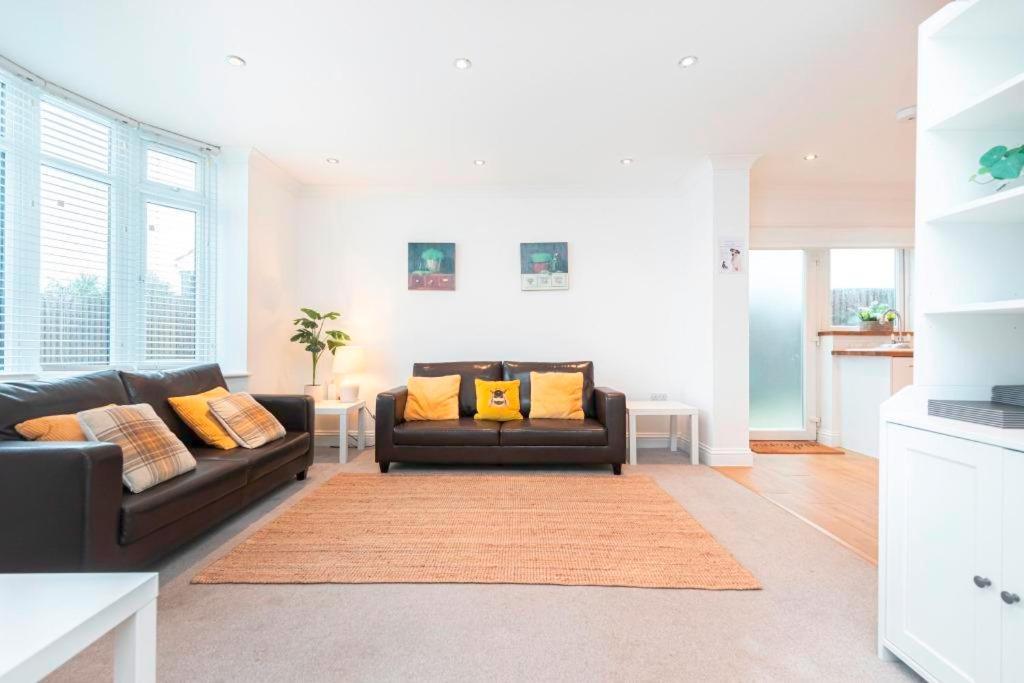 Bournecoast - Clifftop Apartment With Garden -Fm827 Bournemouth Eksteriør billede